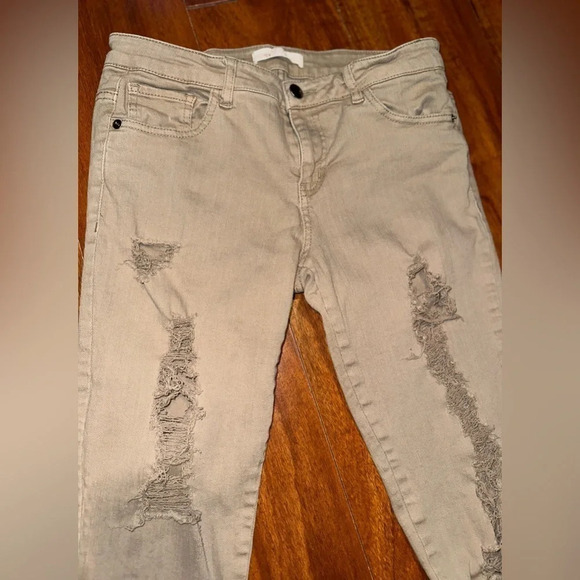 2.1 Denim Light Khaki Colored Ripped Jeans 
Size 29 - Picture 9 of 11